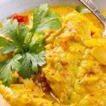 Aksamitne curry rybne z serkiem kremowym