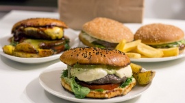 Burgery na PizzaPortal.pl – gdzie najlepsze w mieście? Ranking Jemy w Łodzi