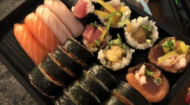 Tasteaway.pl sprawdziło, gdzie w Warszawie warto zamówić sushi z dowozem