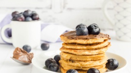 Amerykańskie pancakes z kremem sezamowym