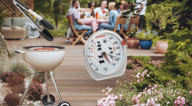 Sezon na karkówkę LIFESTYLE, Żywienie - Nadszedł maj, a wraz z nim rodzinne wyjazdy, pikniki i grille. Większość z nas czeka na to cały rok. Jaki jest przepis na grilla idealnego? Oczywiście pyszne jedzenie i zgrane towarzystwo! Węgiel pod pachę, szczypce do mięsa w dłoń… sezon na karkówkę uważamy za rozpoczęty!