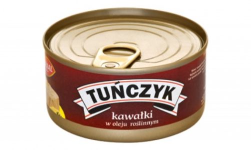 Tuńczyk, jako składnik wiosennej sałatki