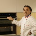 Michel Moran pokazuje jak ułatwić sobie życie z piekarnikiem Dual Cook Flex