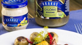 Jak podkreślić smak grillowanych potraw? LIFESTYLE, Żywienie - Do dań z grilla idealnym dodatkiem będą klasyczne ogórki kiszone, korniszony i chrzan. To znakomity sposób na podkreślenie smaku letnich przysmaków.