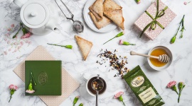 21 lat z marką Czas na Herbatę LIFESTYLE, Żywienie - Ponad 20 wyjątkowych nowości w ofercie, 17 kolejnych punktów sprzedaży i niemal 800 tysięcy zadowolonych klientów – tak przedstawia się bilans ostatniego roku marki Czas na Herbatę.