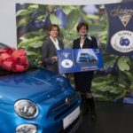 Zwycięzca Stylowego Śliwkobrania odebrał Fiata 500. Loteria dobiegła końca!