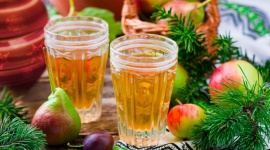 Zadbaj o dobre samopoczucie rodziny nie tylko od święta LIFESTYLE, Żywienie - Okres Świat Bożego Narodzenia to czas spotkań w rodzinnym gronie, które często odbywają się przy stole. Dlatego oprócz wybierania prezentów dla najbliższych postarajmy się tak skomponować menu, aby mieć pewność, że święta miną w miłej atmosferze i z dobrym samopoczuciem.