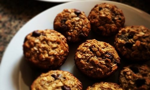 Miodowo orkiszowe ciasteczka z płatkami orkiszowymi