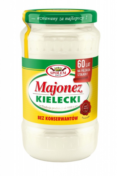 Domowy piknik na świeżym powietrzu LIFESTYLE, Żywienie - Piękna pogoda za oknem zachęca do spędzania każdej wolnej chwili na świeżym powietrzu. Balkon, ogródek czy wyjście do parku – mamy tyle możliwości! Nie zapominajmy jednak zabrać ze sobą przekąsek, które pozwolą nam spędzić więcej czasu na ulubionych aktywnościach.