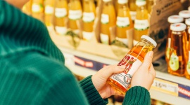 Tylko 12% konsumentów kieruje się ceną przy zakupie przetworów z owoców i warzyw