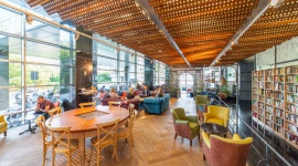 Nowa kawiarnia Green Caffè Nero w warszawskiej centrali Banku Millennium