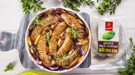 Wielkanocne dania z pomysłem LIFESTYLE, Żywienie - Biała kiełbasa bez wątpienia króluje na wielkanocnym stole. Jest nieodzownym elementem tradycyjnego żuru, ale też często podawana jest w postaci zapiekanej, na przykład z cebulą czy w cieście francuskim.