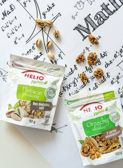 TRENUJ MÓZG Z HELIO! LIFESTYLE, Żywienie - Na jakość prawidłowej pracy mózgu i układu nerwowego znaczący wpływ ma odpowiednio zbilansowana dieta, w której powinny się znaleźć orzechy włoskie – najlepiej z linii HELIO Natura.