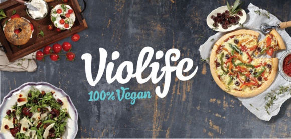 VIOLIFE, czyli wegańska alternatywa dla sera - od teraz w Polsce LIFESTYLE, Żywienie - Doskonałe w smaku, cechujące się roślinnym składem, przeznaczone do różnorodnych dań – oto produkty marki Violife, wegańska alternatywa dla sera. Już od 8 października w promocyjnej ofercie produktów wegańskich w sieci Biedronka.