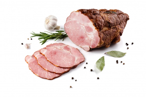 Wędliny z liściem od Sokołowa LIFESTYLE, Żywienie - W sokołowskiej linii wędlin z liściem propozycję dla siebie znajdą wszyscy amatorzy wyśmienitych, tradycyjnych smaków. Wyroby te powstają z wysokiej jakości surowca, są wędzone i doskonale doprawione.