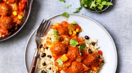 Roślinne zamienniki mięsa od Nestlé LIFESTYLE, Żywienie - Roślinne „mięso” mielone, burgery, klopsiki i fileciki marki Garden Gourmet od 24 listopada będą dostępne w sprzedaży detalicznej.